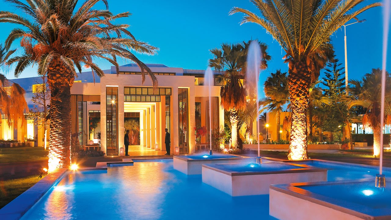 Hotel on Crete with excursions and services by Eye Travel
